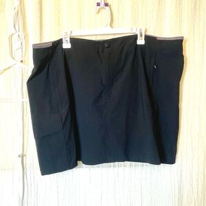 Columbia Omni-Shield Black Skirt 22W hiking casual